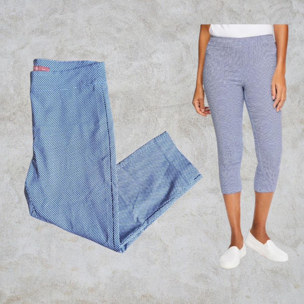 🌈IYLA | NWOT Women's Blue & White Patterned Capri Pants M